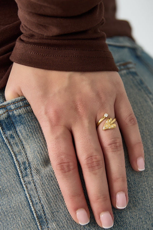 Amora Heart Ring